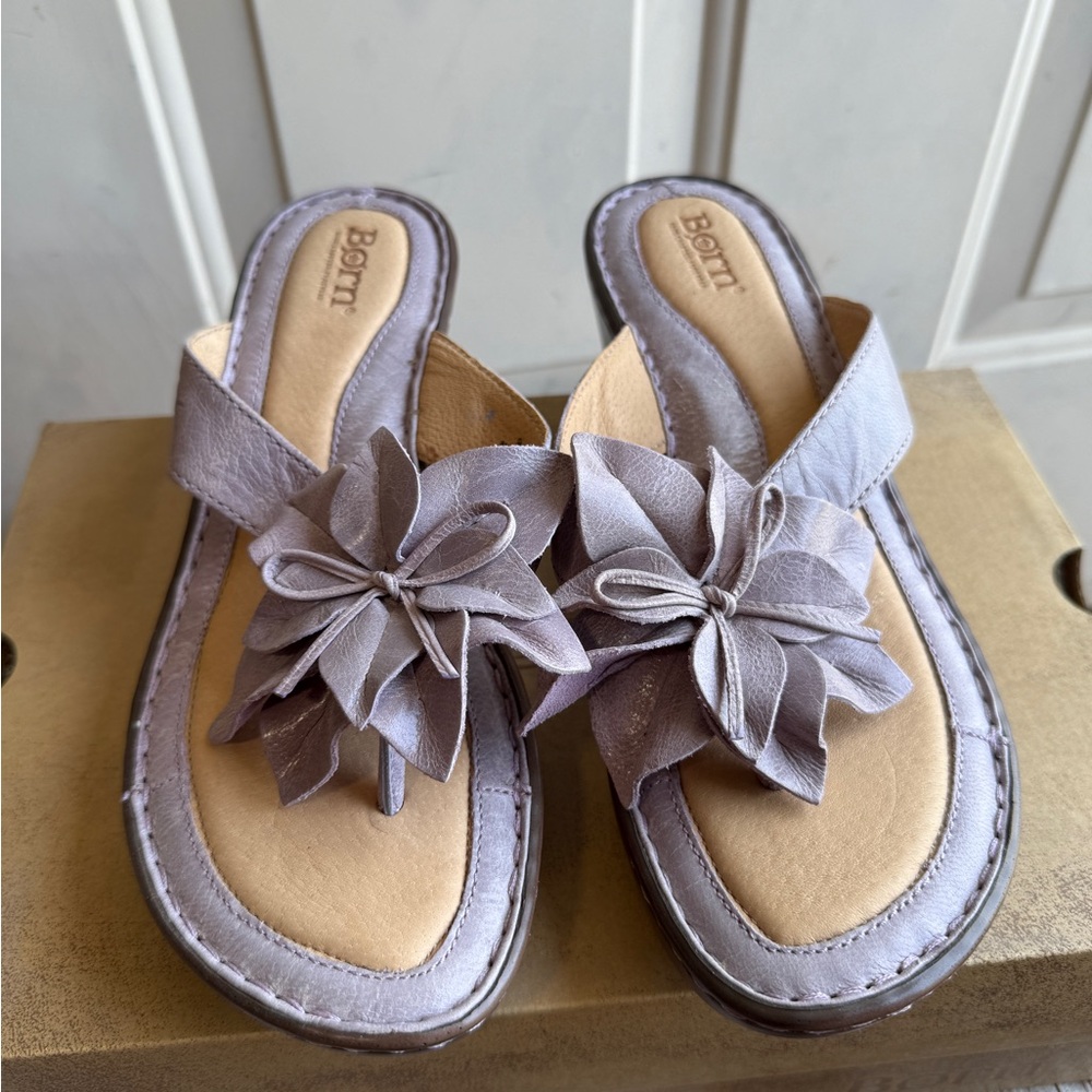Born Women’s Lavender Floral Slide Sandals